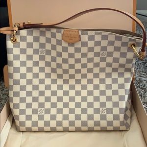 Graceful PM Louis Vuitton handbag
